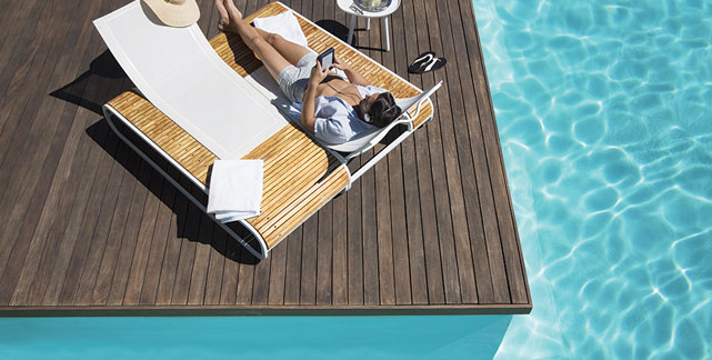 Podium Top Swimming Pool